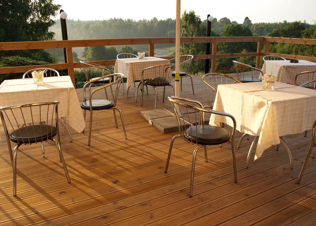 Hotel Sanvilla Sigulda Exterior photo